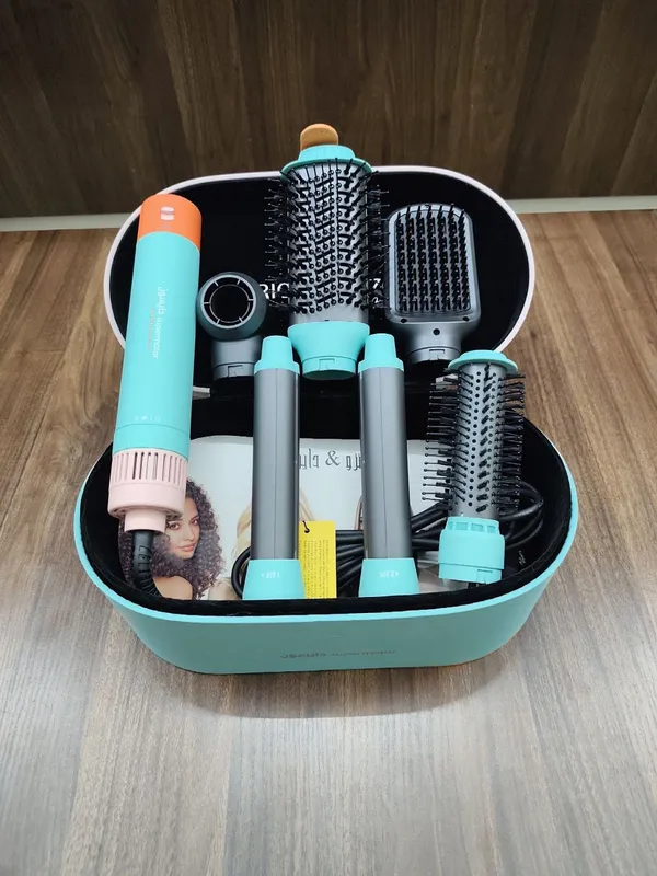 Dyson Enzo kochistva zor
