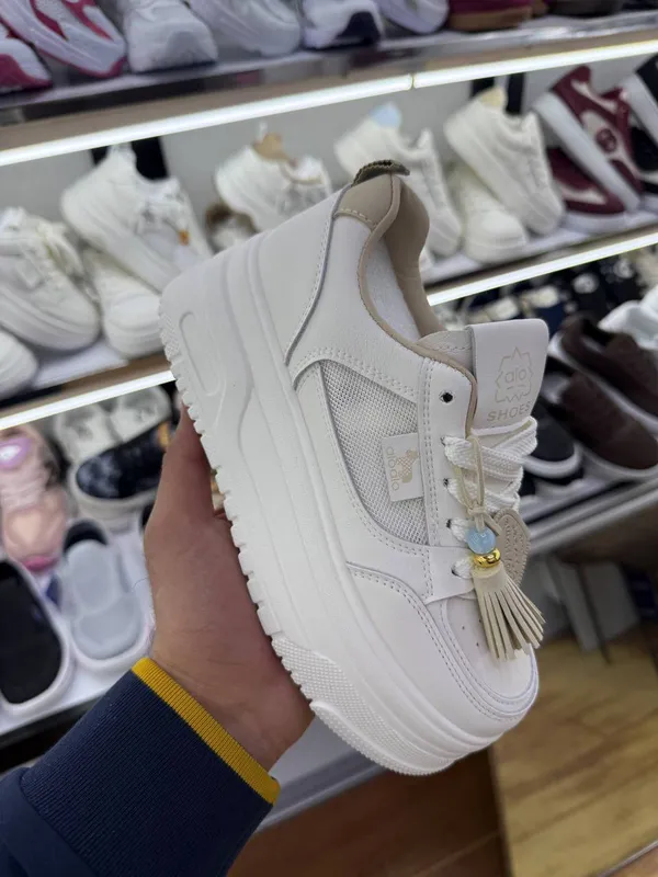 Obuv