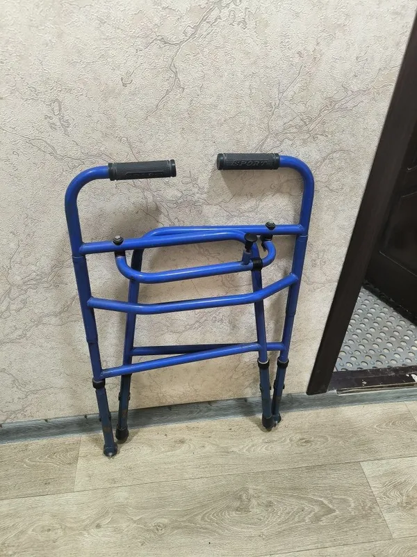 Продам ходунки для пожелых людей — фото 1