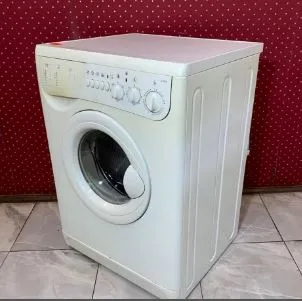 Стиральная машинка Indesit W105TX R BG Стиральная машинка Indesit W105TX R BG