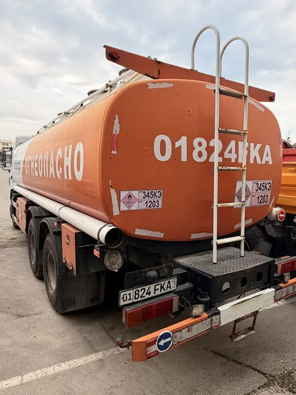 Dongfeng Fuel Tanker СОТИЛАДИ 45000$ — фото 7 Dongfeng Fuel Tanker СОТИЛАДИ 45000$ — фото 7