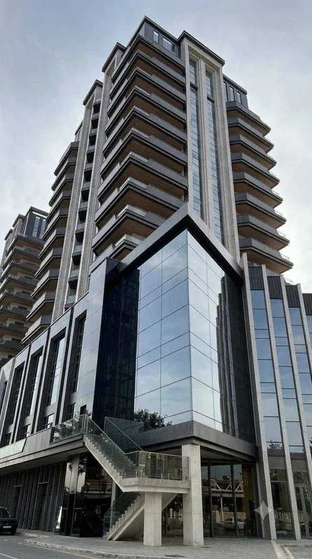 Продаётся 2-комнатная квартира в ЖК Sapphire Terrace (панорамный вид, тёплый пол, 2 кондиционера) 1
