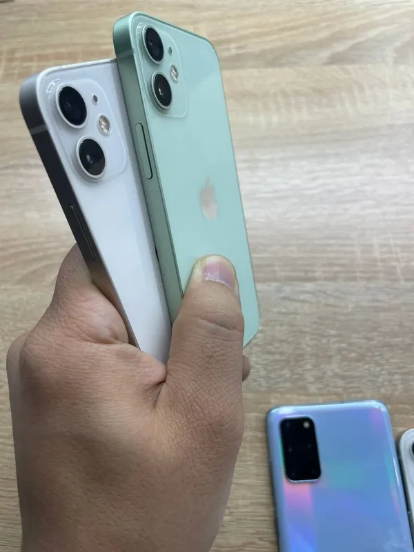 iPhone 12 mini. 2 iPhone 12 mini. 2