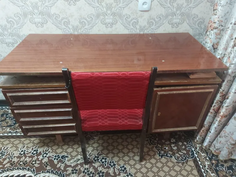 Продаются письменные столы — 300 000 сум 3 Продаются письменные столы — 300 000 сум 3