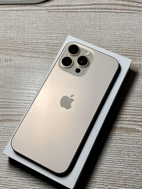 iPhone 16 Pro Max 256GB Desert Titanium вариант ураган — фото 1