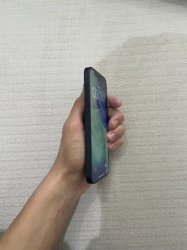 iPhone 12 / 64 ГБ / 99% оригинальный, свой 4