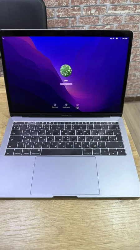 Продам MacBook Pro core i5 8/256 sotiladi — фото 2