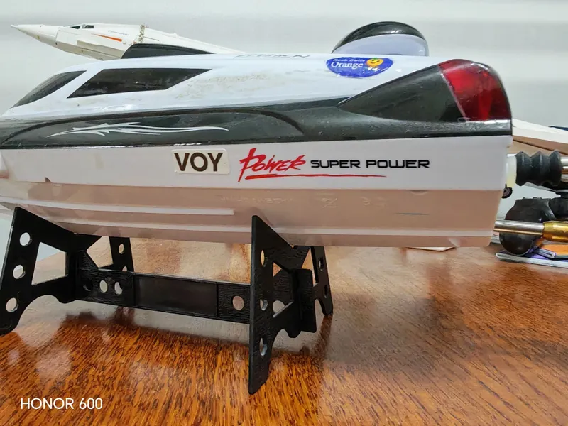Катер на r/c / лодка на радиоуправлении / катер / hj 806 2 Катер на r/c / лодка на радиоуправлении / катер / hj 806 2