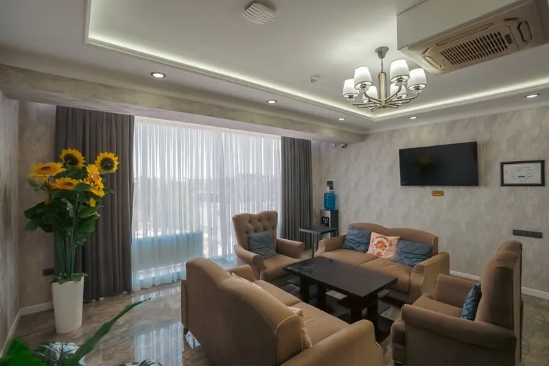 Samarqand Darvoza hotel 8