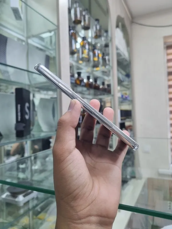 Samsung galaxy S22 5