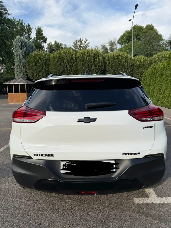 Chevrolet Tracker 2 5 Chevrolet Tracker 2 5