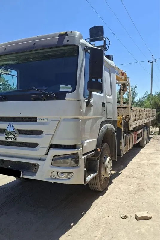 Кран манипулятор HOWO 12 тонналик 2023 йил 2 Кран манипулятор HOWO 12 тонналик 2023 йил 2
