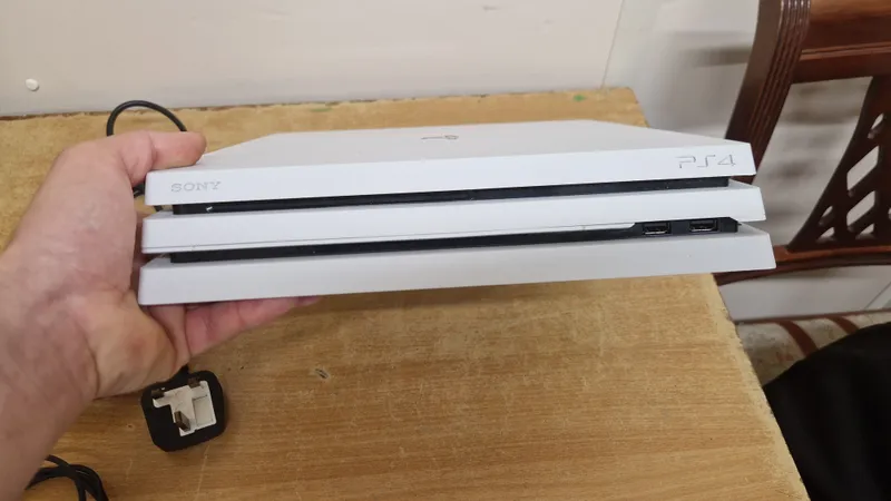 ps4 pro 1tb 4k 3