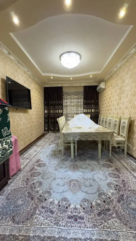 3-комнатная переделана в 4-комнатную, рядом есть базар 6