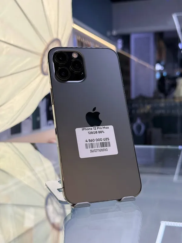 iPhone 12 Pro Max iPhone 12 Pro Max
