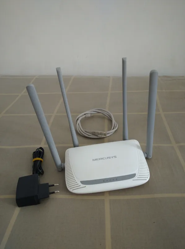 Wi-Fi router MERCUSYS MW325R. Роутер. Вайфай. WiFi