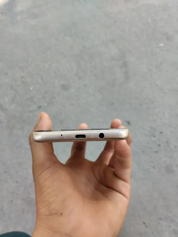 Samsung 5J prime — фото 4