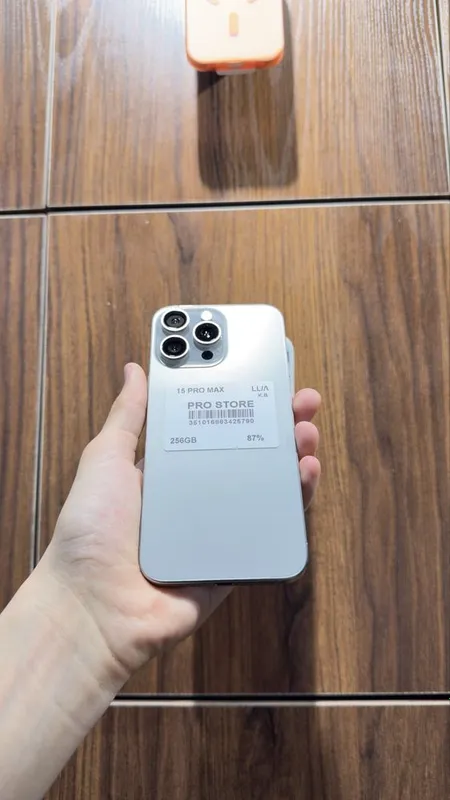 iphone 15 pro max naxtka 1