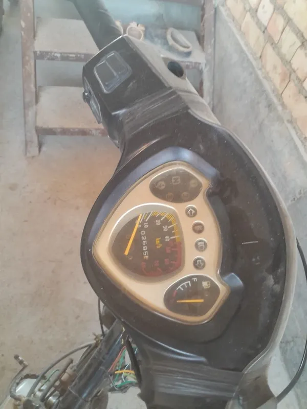 Moped zip star yaponskiy 3