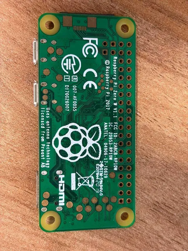 Raspberry Pi Zero W V1.1 — одноплатный компьютер 1 Raspberry Pi Zero W V1.1 — одноплатный компьютер 1