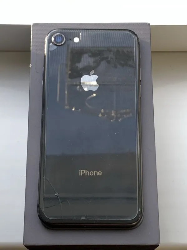 iPhone 8, Space Gray, 258gb 4