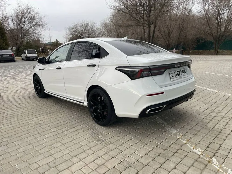 Chery Arrizo 6 Pro — фото 2
