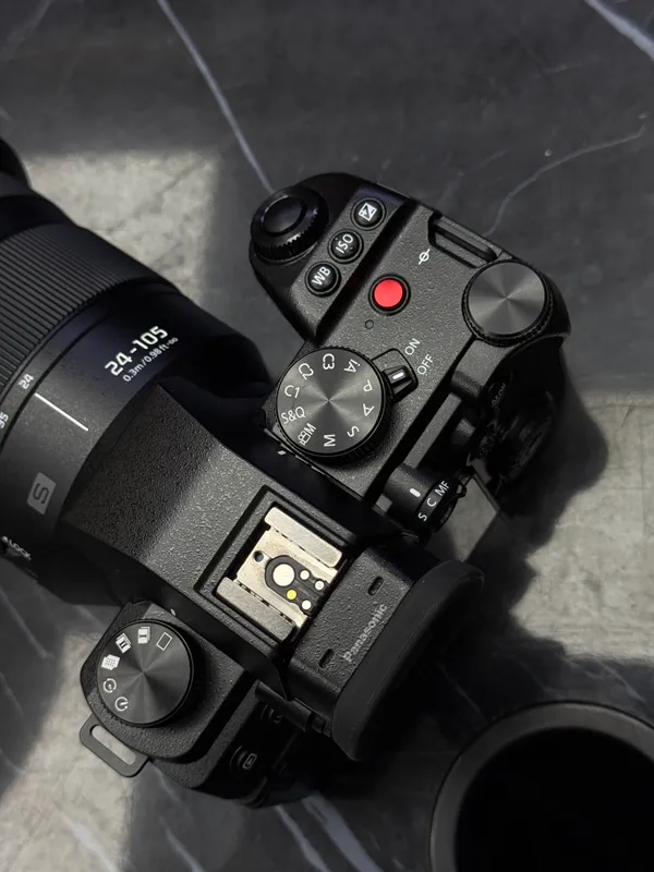 Lumix S5 II 6K 24-105mm F4 лучше чем Sony A7 IV — фото 4