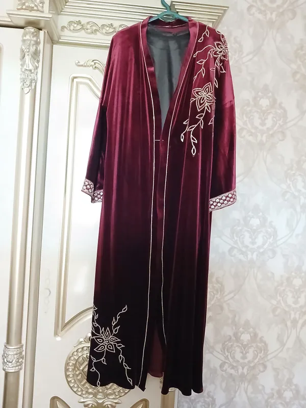 Продаётся абайя 2 Продаётся абайя 2