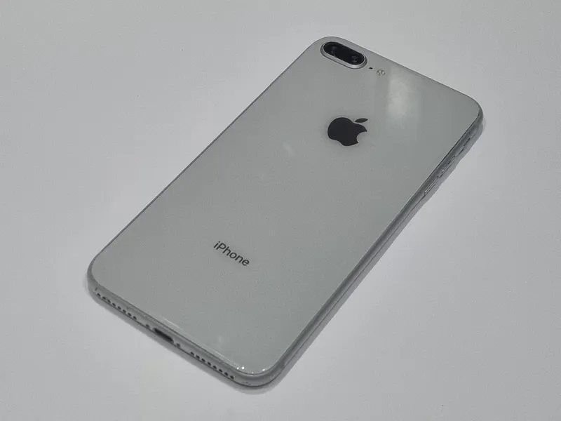 Iphone 8 plus 256GB Akb 88% — фото 3