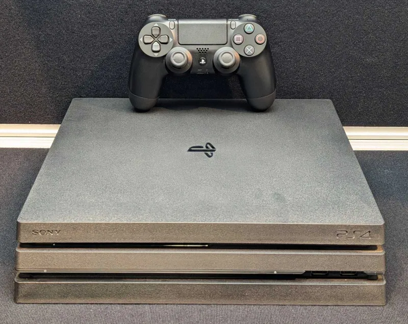 Playstation PS4 Pro (отдельно джойстики)