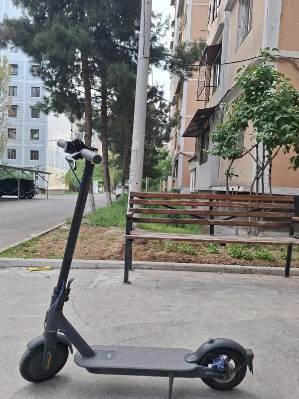 Электросамокат Xiaomi Mi electric scooter 3 2 Электросамокат Xiaomi Mi electric scooter 3 2