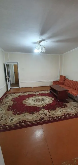 2-комнатная квартира, Юнусабад-14 (ориентир: Ахмад Дониш «Петушок»), 64 м², 4/9 4