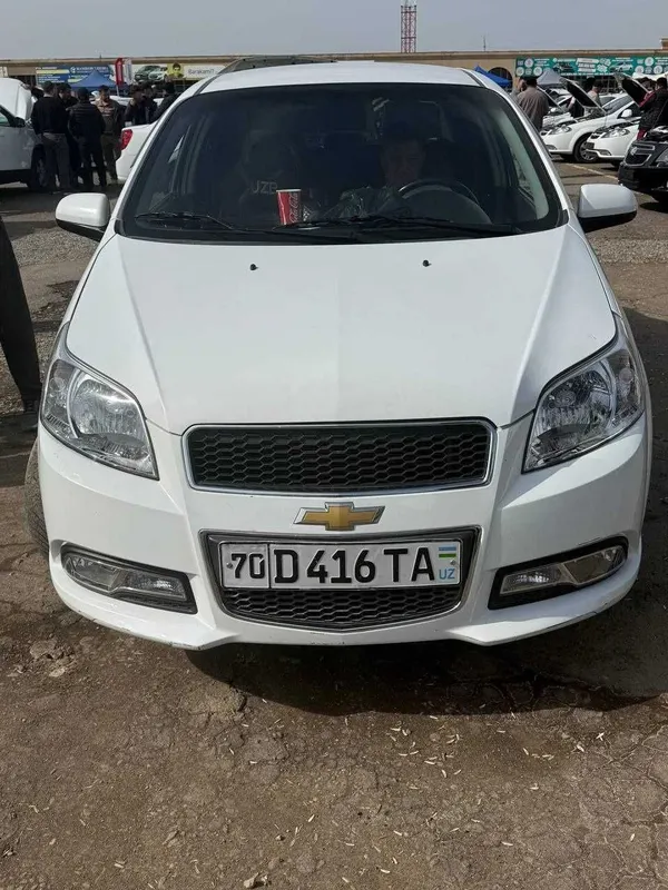 Nexia 3 4 poz. AT sotiladi