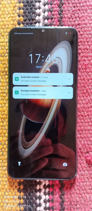 Infinix HOT30i telefon sotiladi