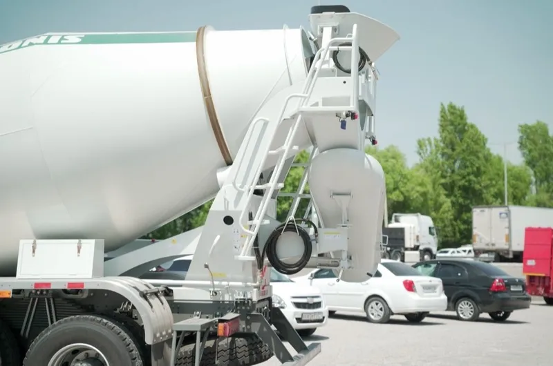 Автобетономиксер Howo-T7S 6x4 - 10 куб.м 3 Автобетономиксер Howo-T7S 6x4 - 10 куб.м 3