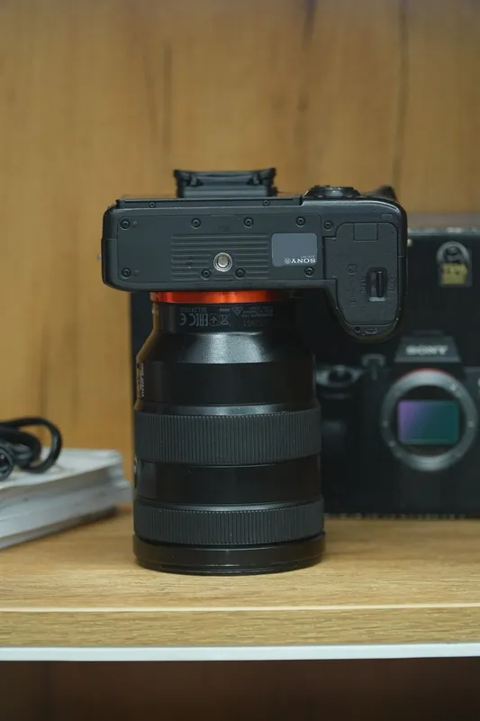 Sony A7 III 4K 24-105mm F4 OSS G master yaxshi holatda — фото 5