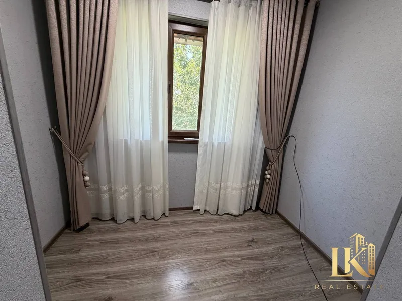 Продаётся 3-комнатная квартира, 60 м², 5/5, с ремонтом 4 Продаётся 3-комнатная квартира, 60 м², 5/5, с ремонтом 4