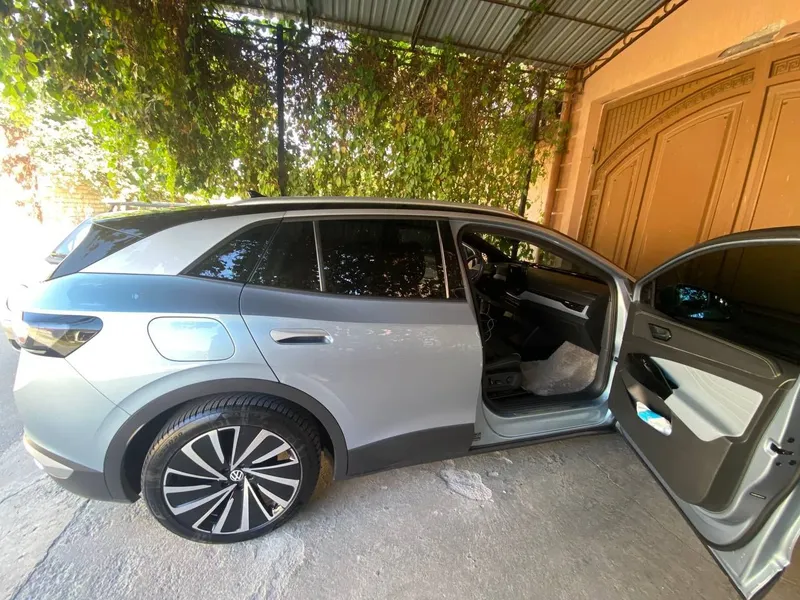 Продается срочно! Volkswagen ID.4 Pure+ — фото 4