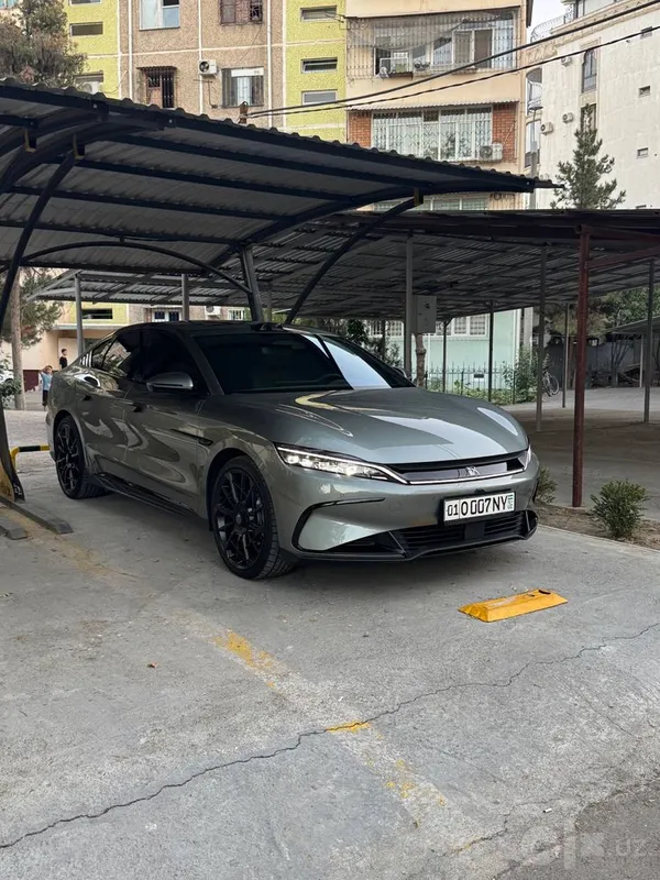 BYD HAN 635, рестайлинг 2025–2026, пробег 7400 км 4 BYD HAN 635, рестайлинг 2025–2026, пробег 7400 км 4