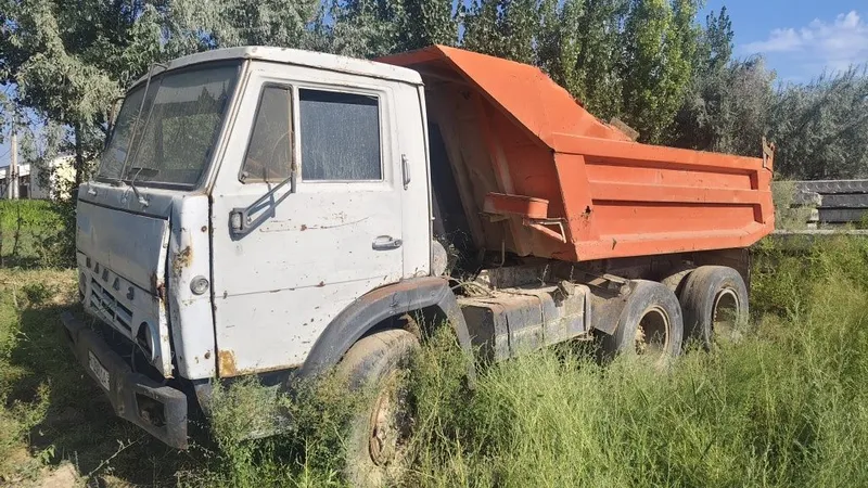 Kamaz yili 1980 . 2