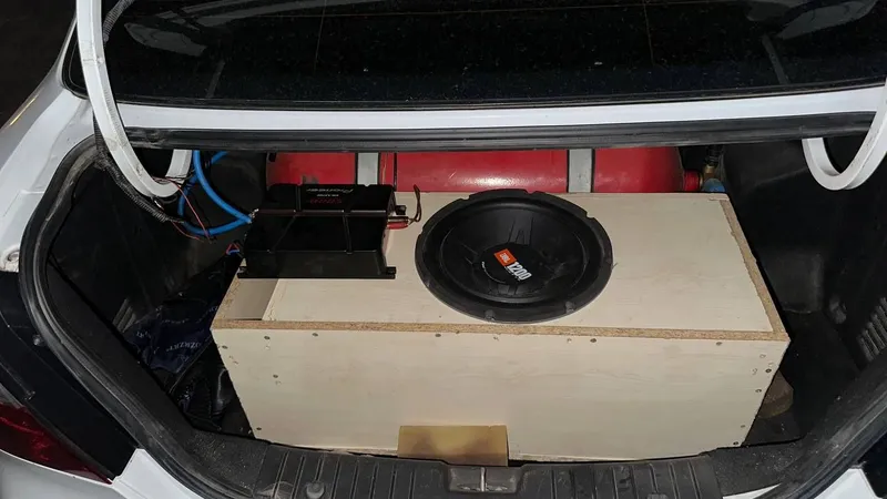 Jbl 1200w pioneer 500w Jbl 1200w pioneer 500w