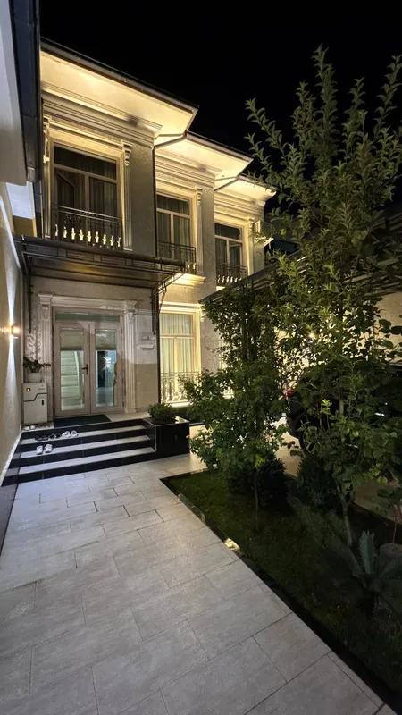 5 xonali kvartira, 300 m2, Mirzo Ulug'bek 10 5 xonali kvartira, 300 m2, Mirzo Ulug'bek 10