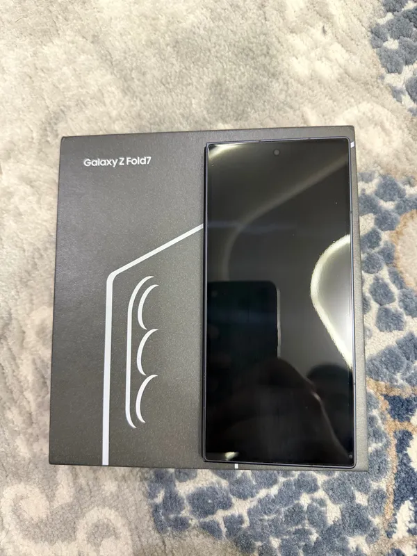 Samsung Z Fold 7 Black 1 Samsung Z Fold 7 Black 1