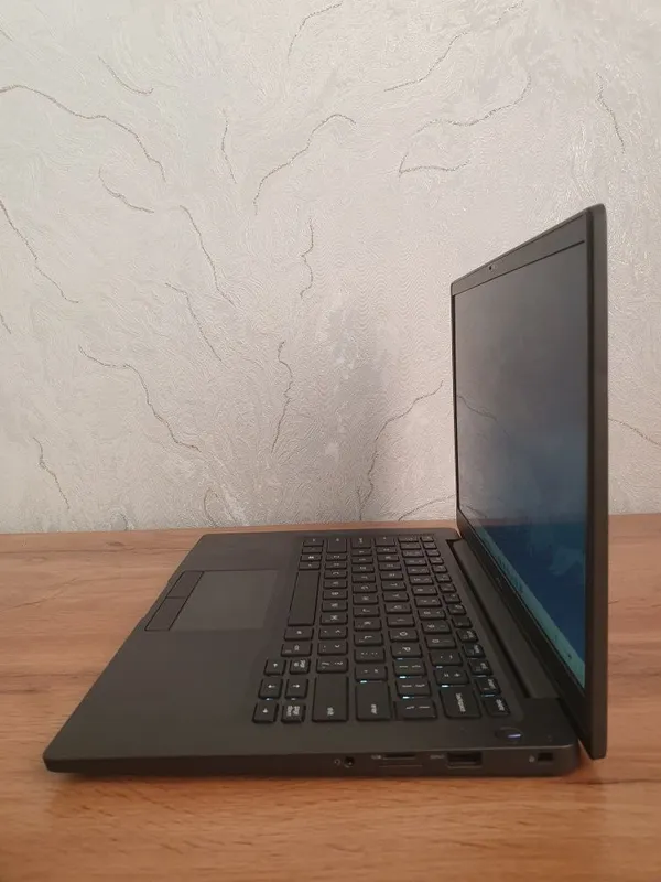 Dell i5-8365u 8/256gb 5 Dell i5-8365u 8/256gb 5