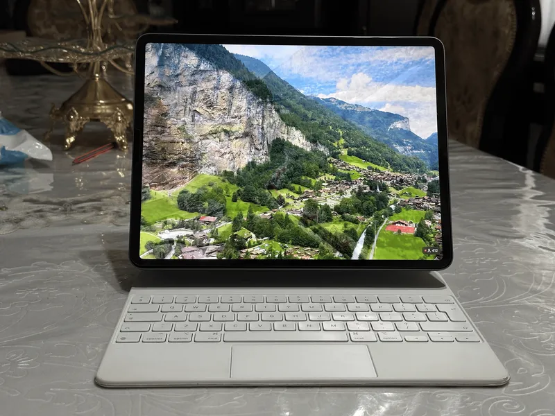 iPad Pro 12.9-inch (4-generation) ideal holatda!