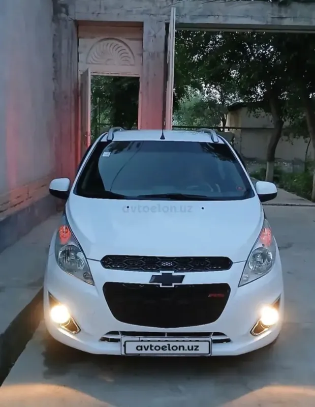 Spark 1 poz sotiladi 4 Spark 1 poz sotiladi 4