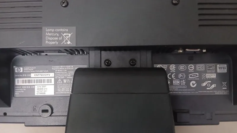 HP L1706 17" monitori sotiladi (Kuzatuv kameralari va ofis uchun) 3 HP L1706 17" monitori sotiladi (Kuzatuv kameralari va ofis uchun) 3