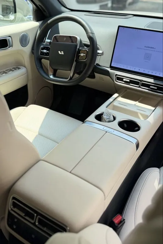 Li6 Pro restyling 2025 2 Li6 Pro restyling 2025 2