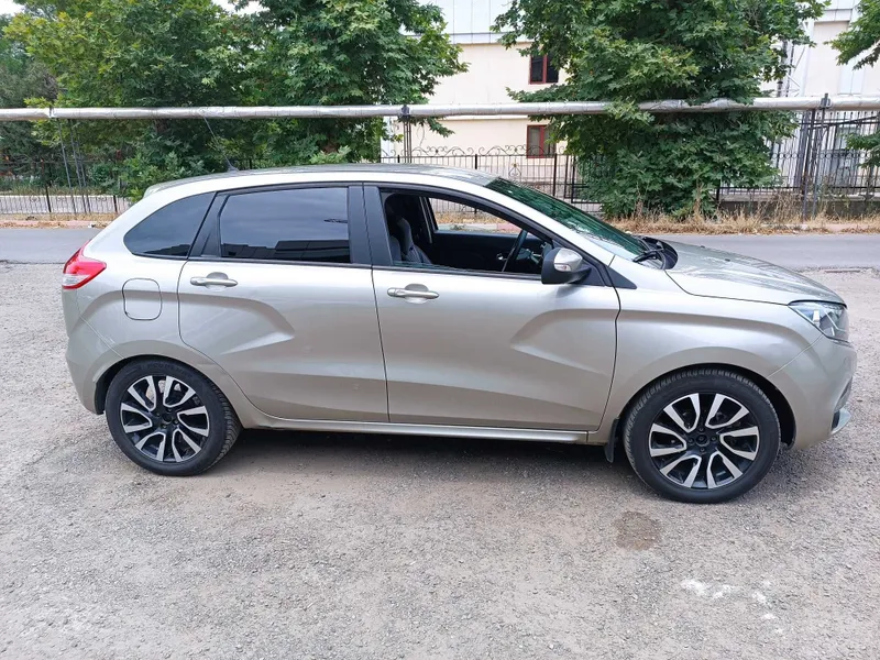 Обмен Lada Xray 2018 года автомат коробка (робот) на метане