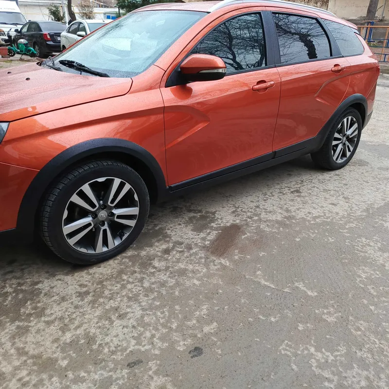 LADA VESTA SW CROSS 2019/ 1.6/ механика/ краска радной/ ҳолати зор — фото 3